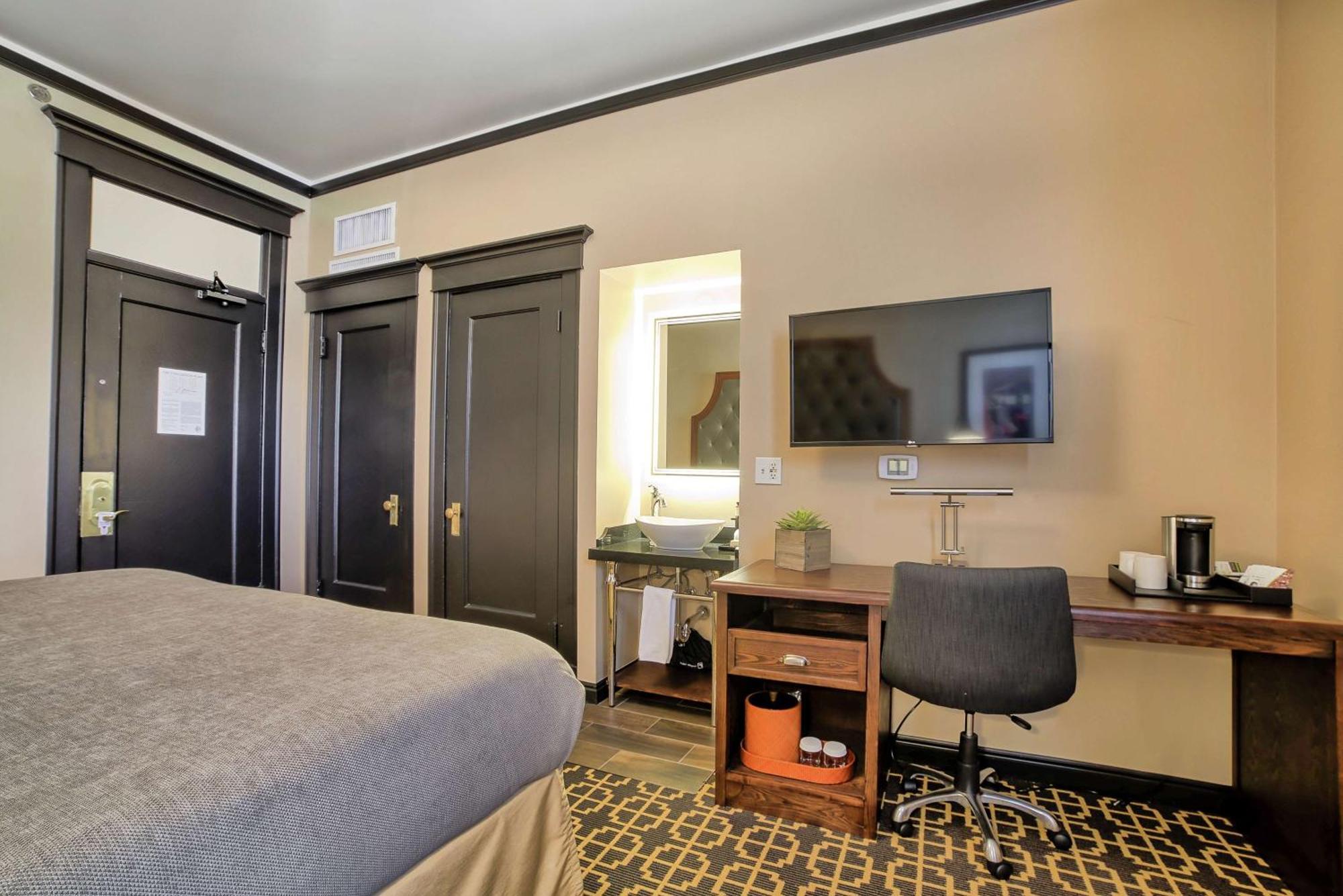 The Peery Salt Lake City Downtown, Tapestry Collection By Hilton Exterior photo